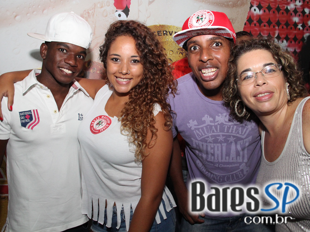 G.R.C. Escola de Samba Mocidade Alegre realizou ensaio geral em sua quadra no sábado G.R.C. Escola de Samba Mocidade Alegre realizou ensaio geral em sua quadra no sábado