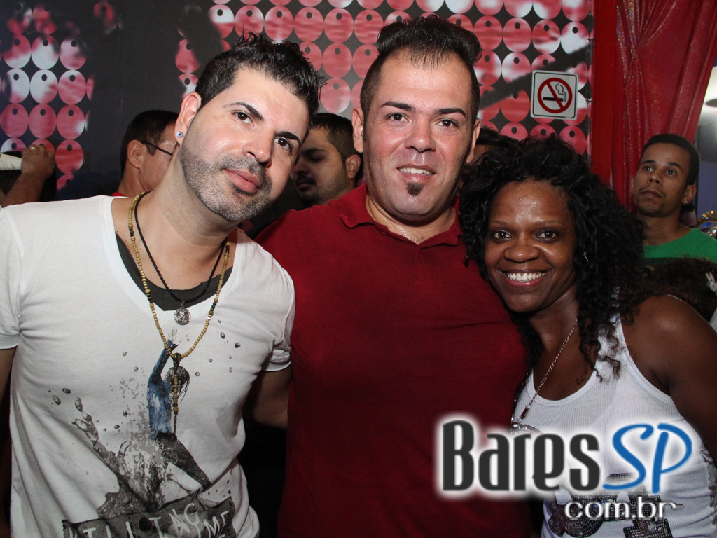 G.R.C. Escola de Samba Mocidade Alegre realizou ensaio geral em sua quadra no sábado G.R.C. Escola de Samba Mocidade Alegre realizou ensaio geral em sua quadra no sábado