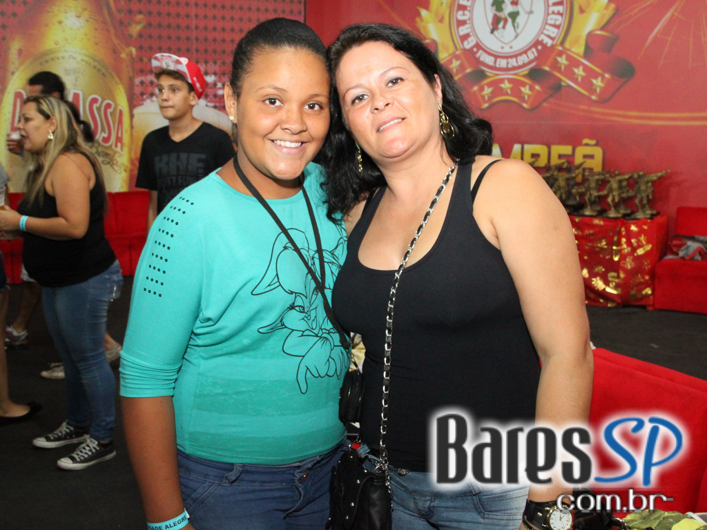 G.R.C. Escola de Samba Mocidade Alegre realizou ensaio geral em sua quadra no sábado G.R.C. Escola de Samba Mocidade Alegre realizou ensaio geral em sua quadra no sábado