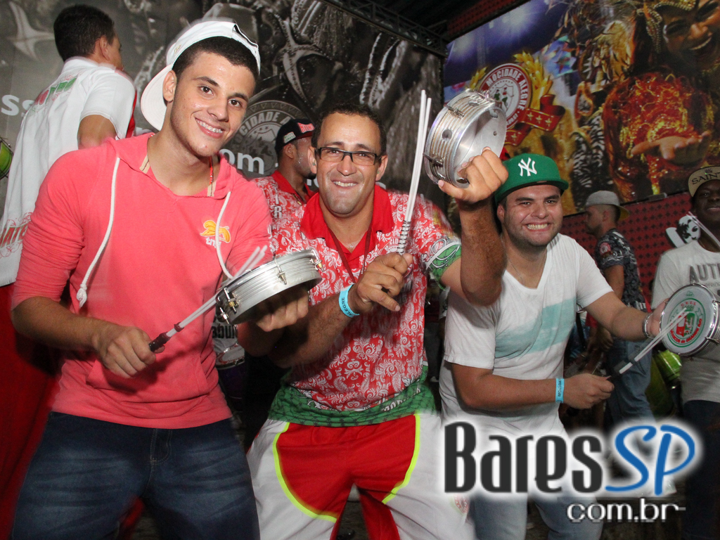 G.R.C. Escola de Samba Mocidade Alegre realizou ensaio geral em sua quadra no sábado G.R.C. Escola de Samba Mocidade Alegre realizou ensaio geral em sua quadra no sábado