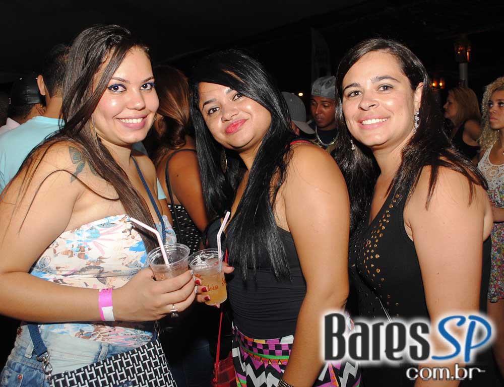 Péricles estreou happy hour Jun Daiti com show no Santa Aldeia Péricles estreou happy hour Jun Daiti com show no Santa Aldeia