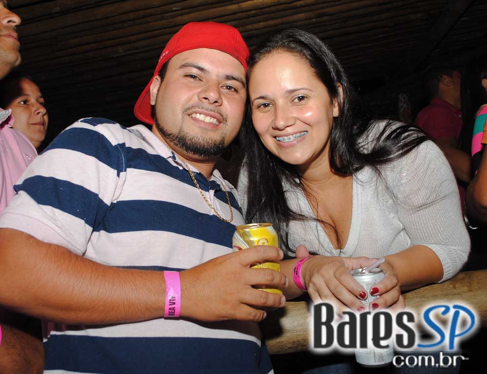 Péricles estreou happy hour Jun Daiti com show no Santa Aldeia Péricles estreou happy hour Jun Daiti com show no Santa Aldeia