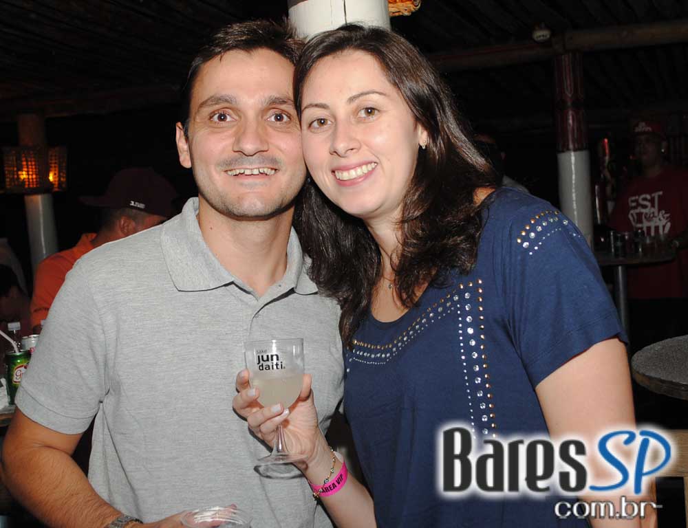 Péricles estreou happy hour Jun Daiti com show no Santa Aldeia Péricles estreou happy hour Jun Daiti com show no Santa Aldeia