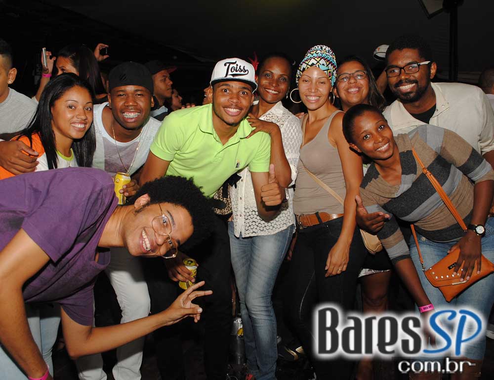 Péricles estreou happy hour Jun Daiti com show no Santa Aldeia Péricles estreou happy hour Jun Daiti com show no Santa Aldeia