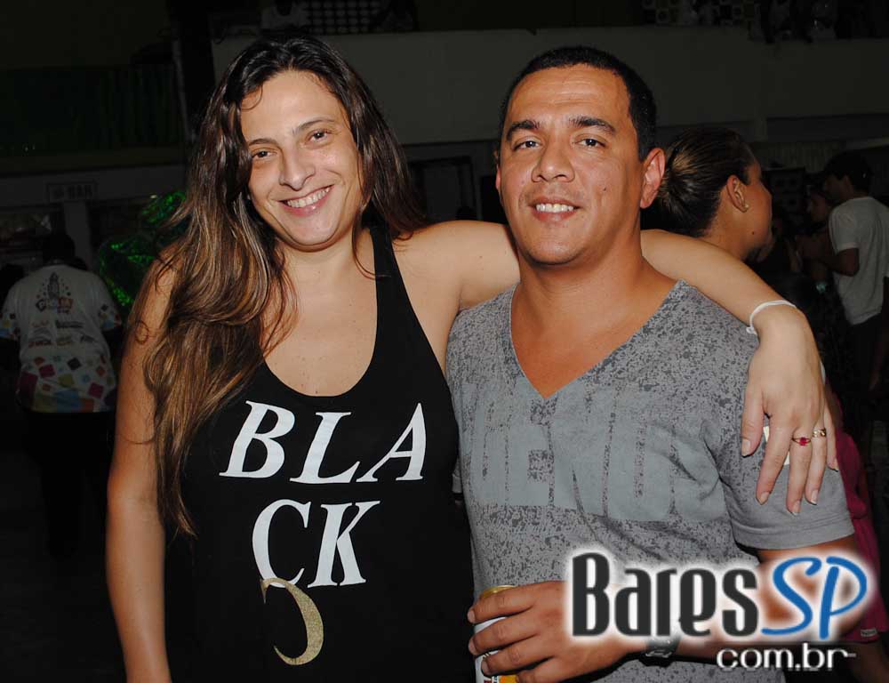 Camisa Verde e Branco se preparou para o carnaval e realizou ensaio em sua quadra na sexta Camisa Verde e Branco se preparou para o carnaval e realizou ensaio em sua quadra na sexta