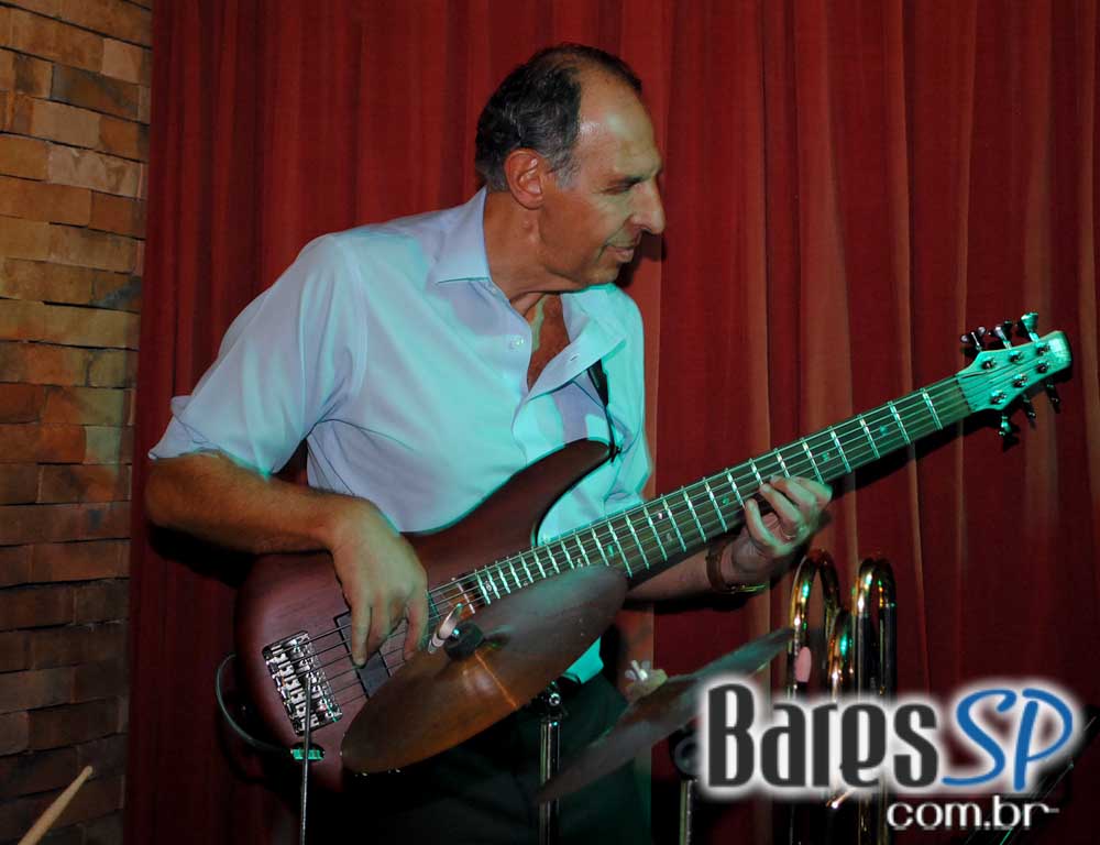 Zarabanda se apresentou na terça-feira no Ao Vivo Music Zarabanda se apresentou na terça-feira no Ao Vivo Music