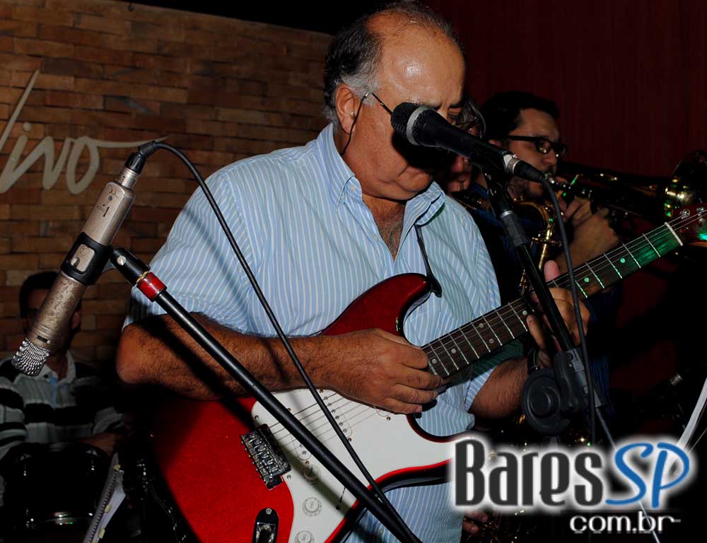 Zarabanda se apresentou na terça-feira no Ao Vivo Music Zarabanda se apresentou na terça-feira no Ao Vivo Music