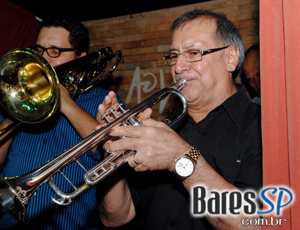 Zarabanda se apresentou na terça-feira no Ao Vivo Music Zarabanda se apresentou na terça-feira no Ao Vivo Music