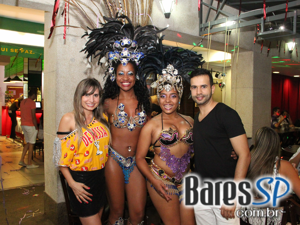 Cervejaria Devassa West Plaza realizou Festa de Carnaval Cervejaria Devassa West Plaza realizou Festa de Carnaval