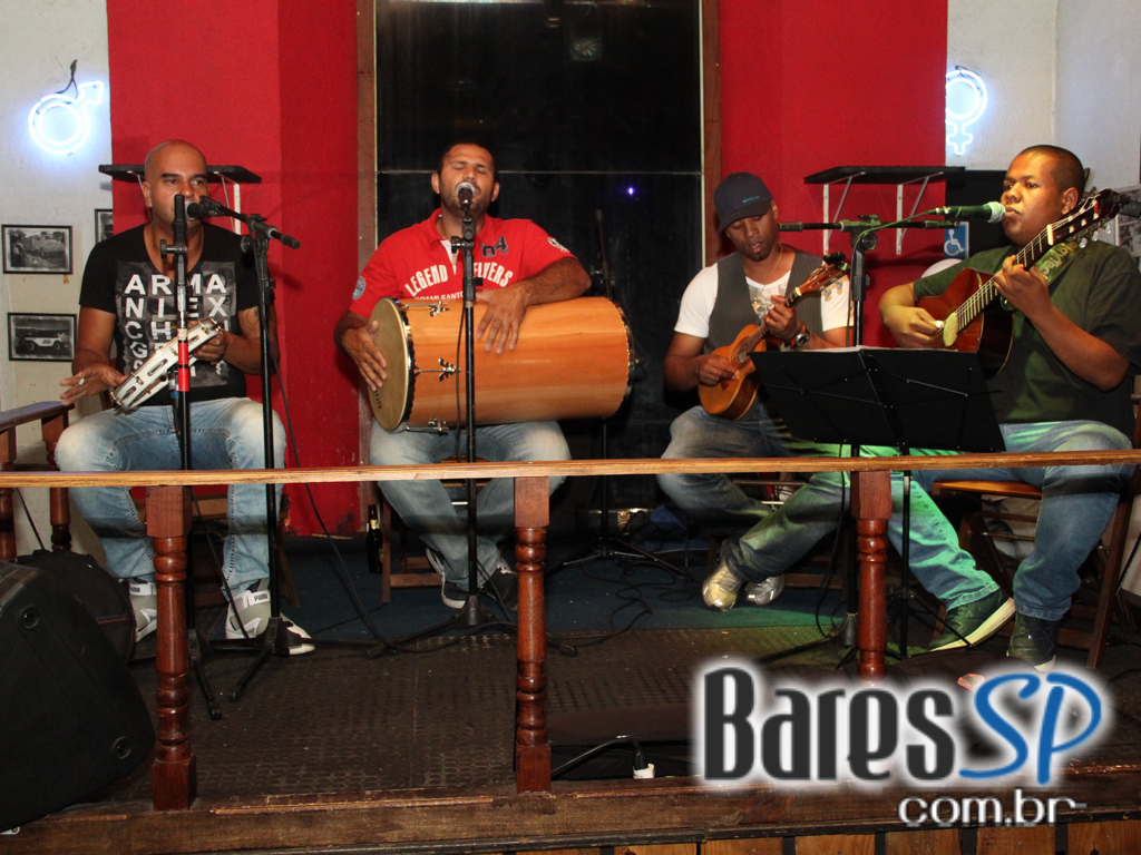 Na quinta-feira o Kabala Pub realizou a Festa Grito de Carnaval Na quinta-feira o Kabala Pub realizou a Festa Grito de Carnaval