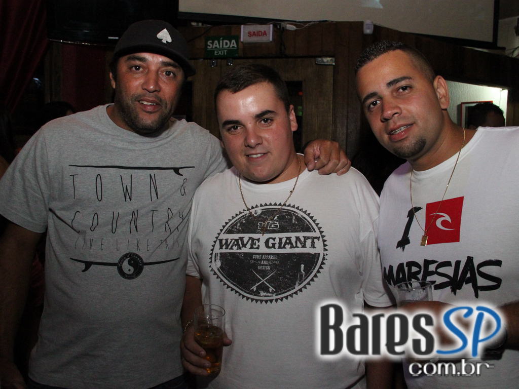 Na quinta-feira o Kabala Pub realizou a Festa Grito de Carnaval Na quinta-feira o Kabala Pub realizou a Festa Grito de Carnaval