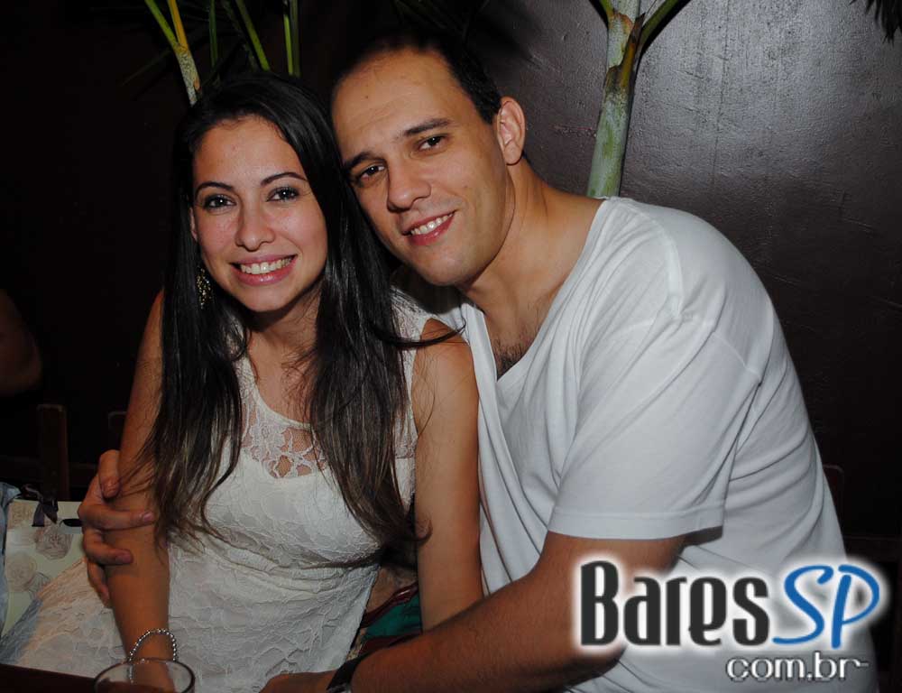 Vila Moema apresentou ambiente descontraído com DJs residentes Vila Moema apresentou ambiente descontraído com DJs residentes