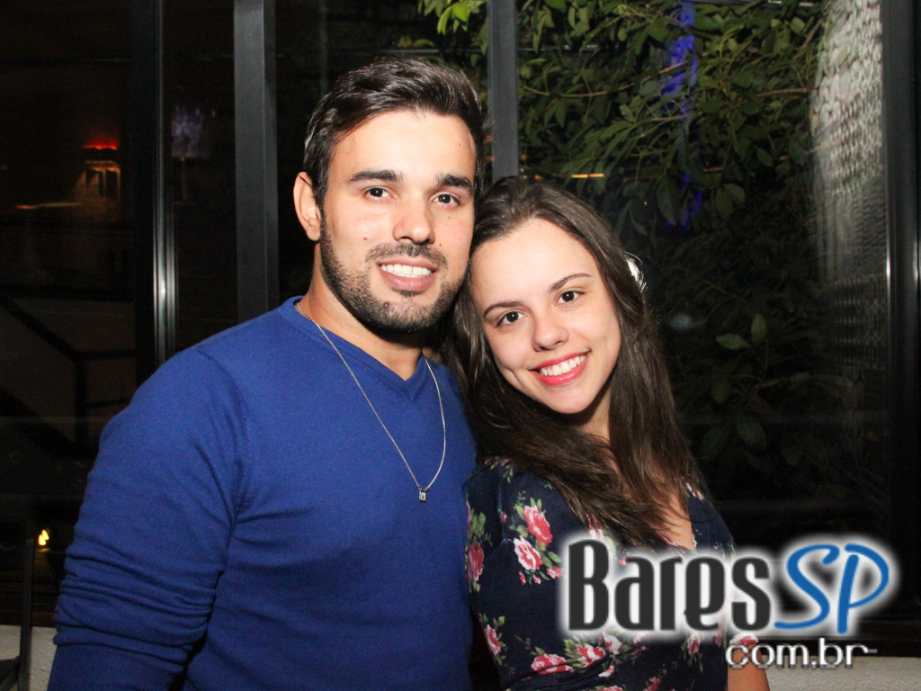 Boutique Premium Bar embalou o sábado com sertanejo Boutique Premium Bar embalou o sábado com sertanejo