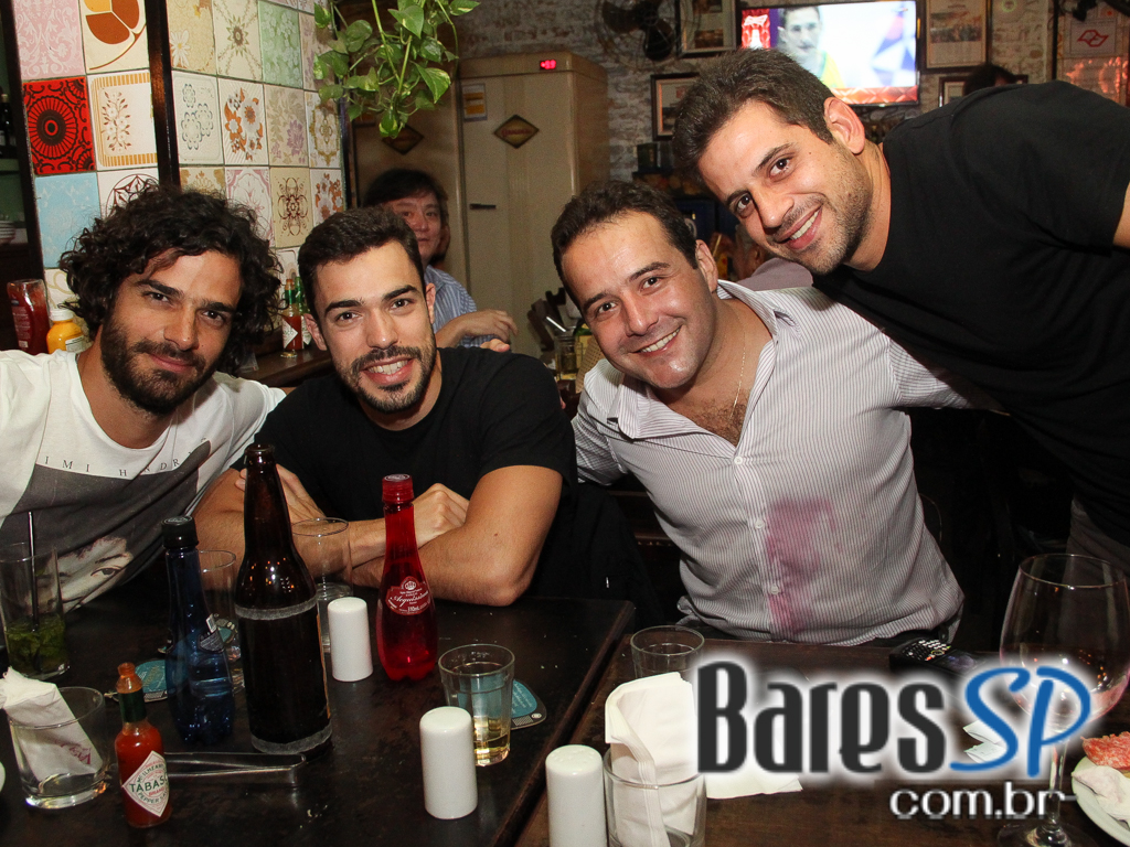 Bar Vaca Véia ofereceu diversas opções para o happy hour Bar Vaca Véia ofereceu diversas opções para o happy hour