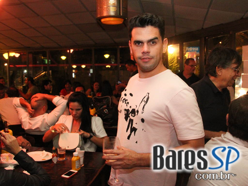 Bar Vaca Véia ofereceu diversas opções para o happy hour Bar Vaca Véia ofereceu diversas opções para o happy hour