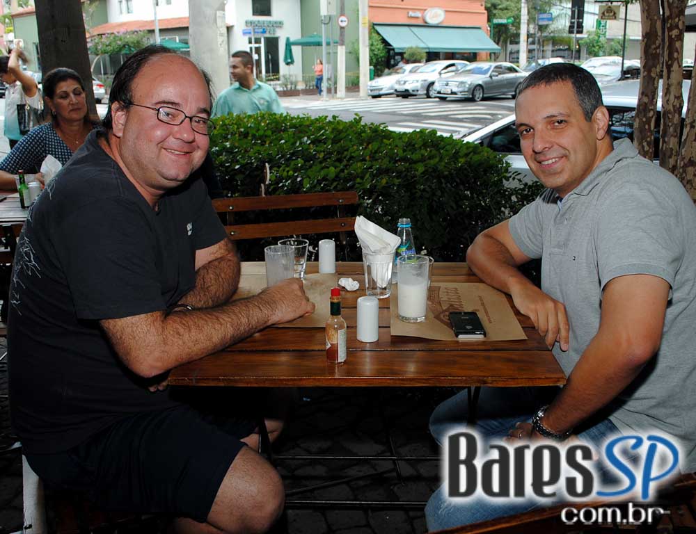 Armazén Paulista ofereceu tradicional Buffet de Feijoada no sábado Armazén Paulista ofereceu tradicional Buffet de Feijoada no sábado