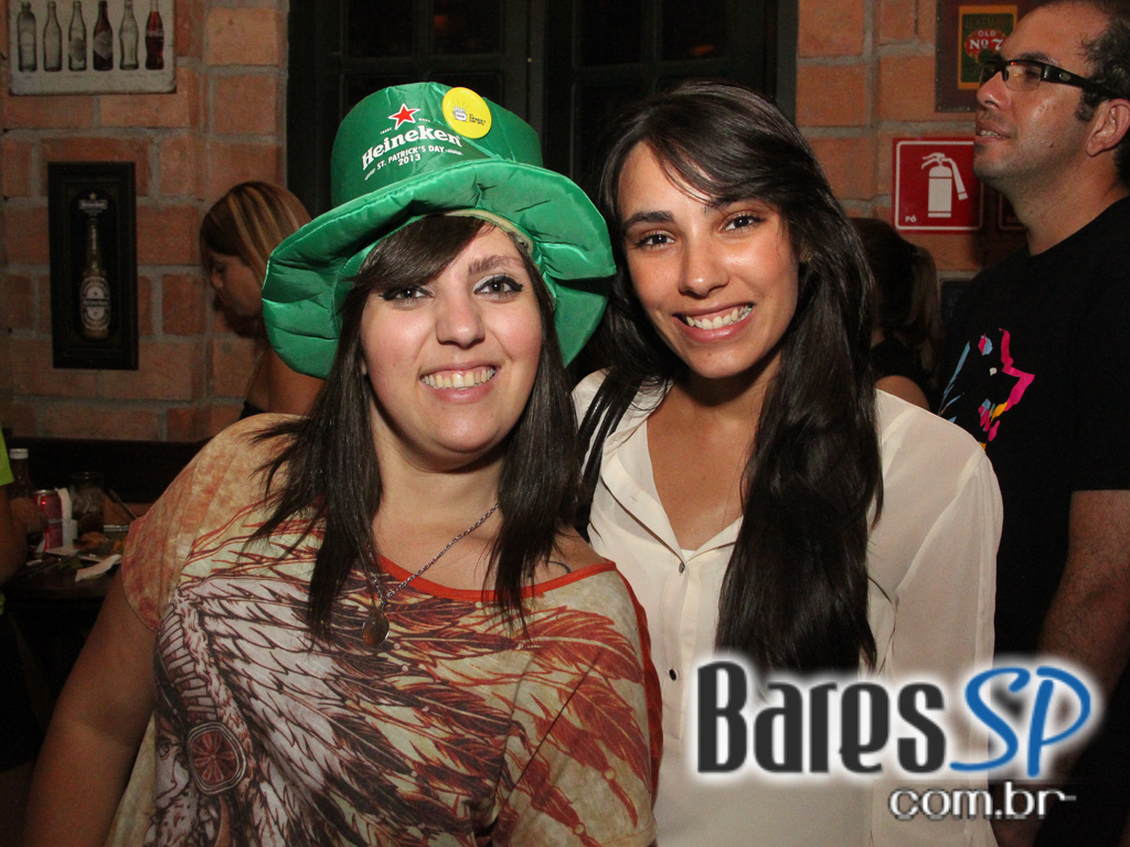 Apresentação da banda Rock Machine no palco do The Lord Apresentação da banda Rock Machine no palco do The Lord