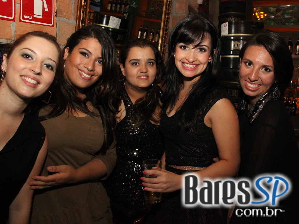 Apresentação da banda Rock Machine no palco do The Lord Apresentação da banda Rock Machine no palco do The Lord