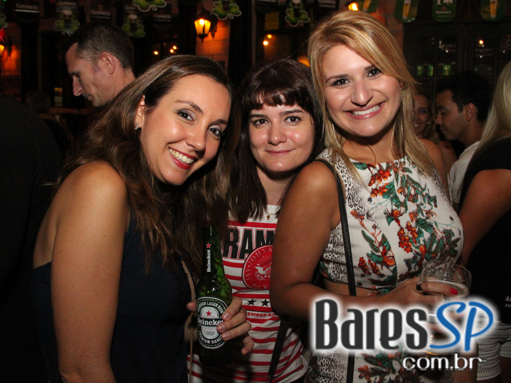 Apresentação da banda Rock Machine no palco do The Lord Apresentação da banda Rock Machine no palco do The Lord