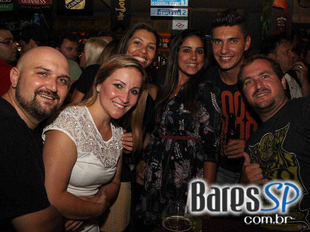 Apresentação da banda Rock Machine no palco do The Lord Apresentação da banda Rock Machine no palco do The Lord