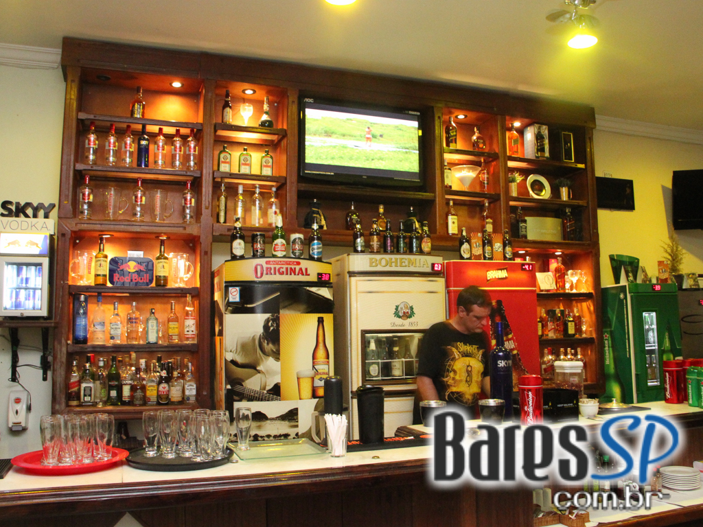 Happy hour descontraído na sexta-feira no Boteco do Kabeça Happy hour descontraído na sexta-feira no Boteco do Kabeça