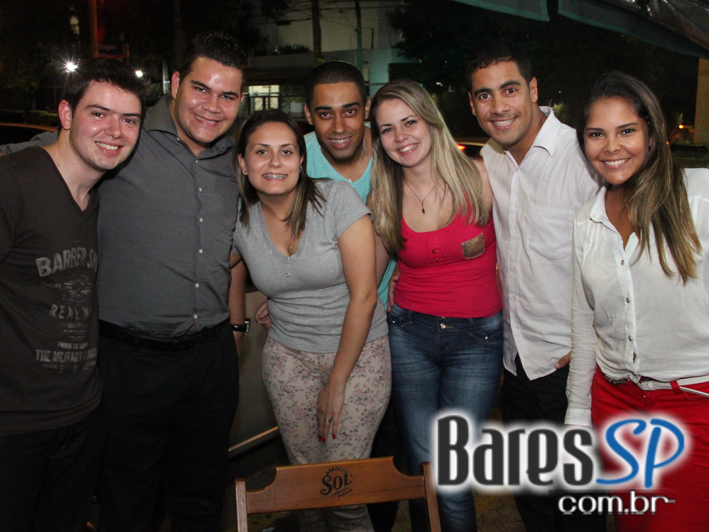 Happy hour descontraído na sexta-feira no Boteco do Kabeça Happy hour descontraído na sexta-feira no Boteco do Kabeça