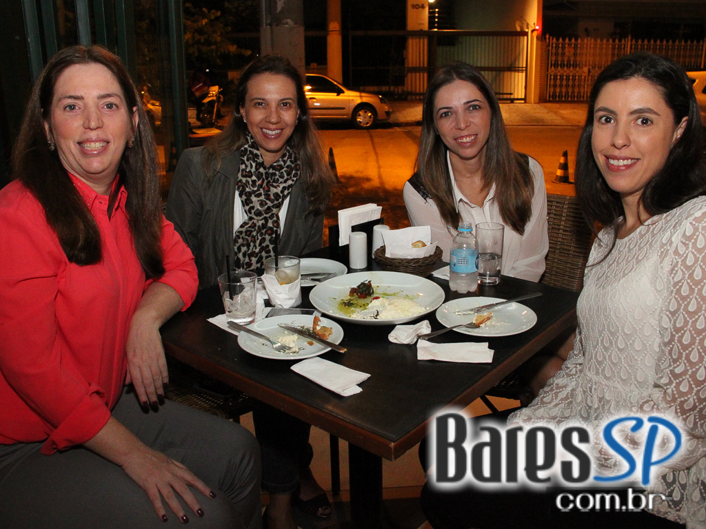 Manguinha Gastrobar realizou festa de inauguração nesta terça Manguinha Gastrobar realizou festa de inauguração nesta terça