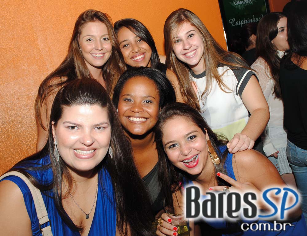 Apresentações de Dudu Araújo, Marcelo Santana e DJ Negrathia no Bar Camará Apresentações de Dudu Araújo, Marcelo Santana e DJ Negrathia no Bar Camará