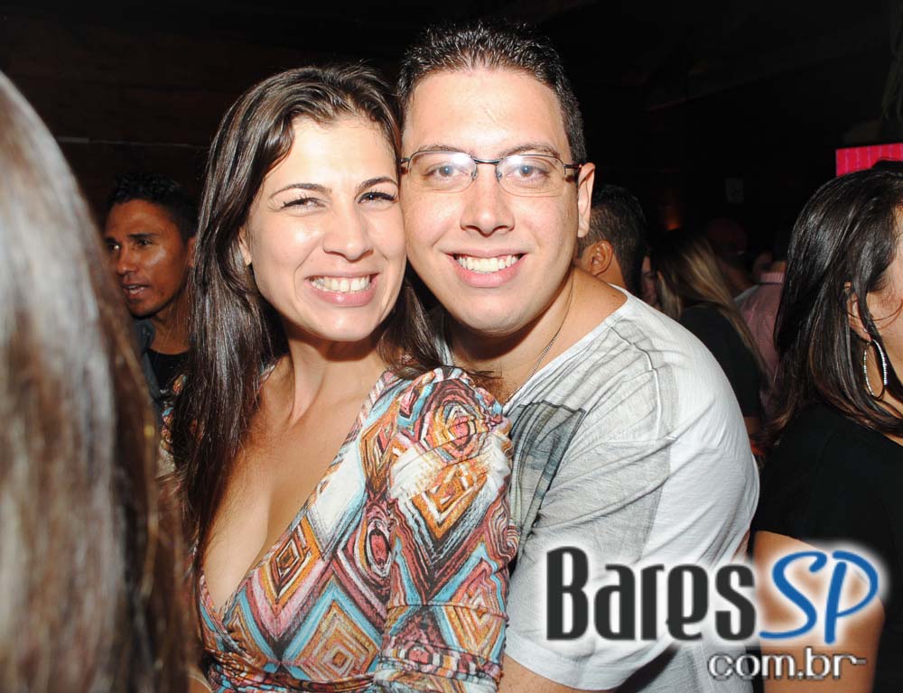 Apresentações de Dudu Araújo, Marcelo Santana e DJ Negrathia no Bar Camará Apresentações de Dudu Araújo, Marcelo Santana e DJ Negrathia no Bar Camará