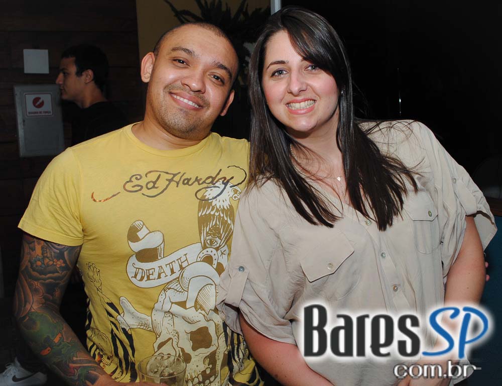 Apresentações de Dudu Araújo, Marcelo Santana e DJ Negrathia no Bar Camará Apresentações de Dudu Araújo, Marcelo Santana e DJ Negrathia no Bar Camará