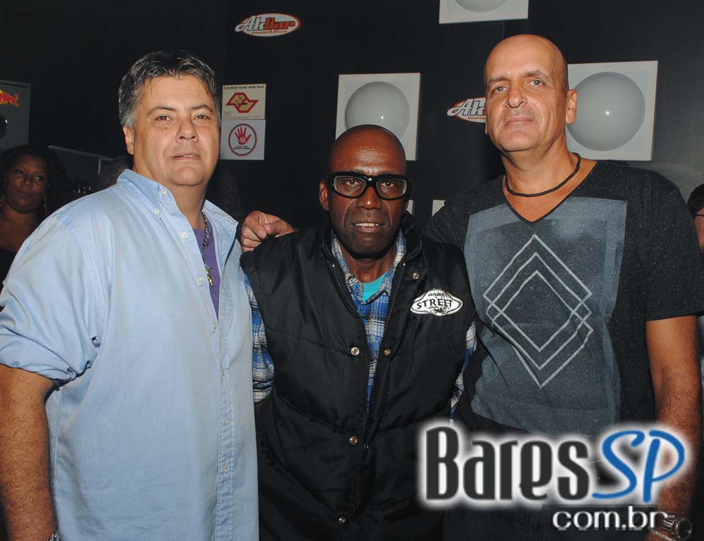 Akbar Lounge & Disco apresentou 2° Edição do Bailinho de Garagem Akbar Lounge & Disco apresentou 2° Edição do Bailinho de Garagem