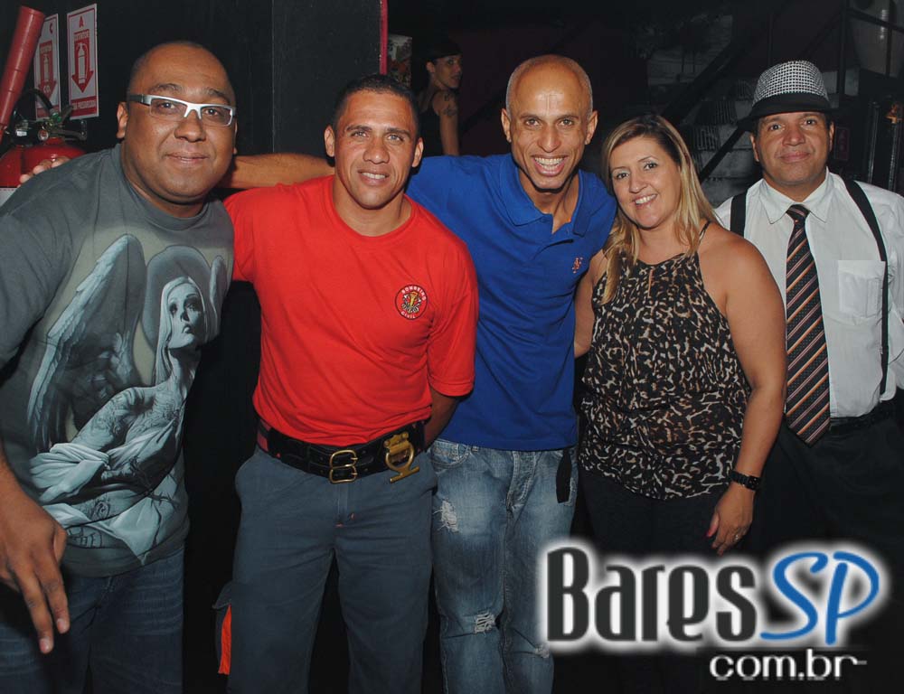Akbar Lounge & Disco apresentou 2° Edição do Bailinho de Garagem Akbar Lounge & Disco apresentou 2° Edição do Bailinho de Garagem