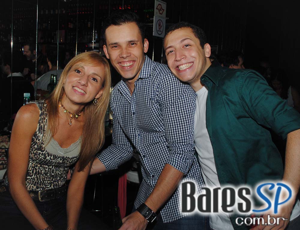 Akbar Lounge & Disco apresentou 2° Edição do Bailinho de Garagem Akbar Lounge & Disco apresentou 2° Edição do Bailinho de Garagem