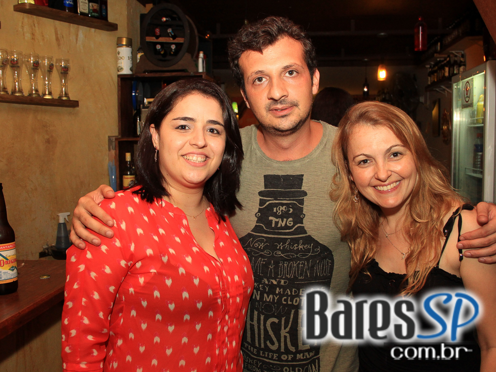 Bar Amigos do Zé comemorou 1 ano com sorteio de brindes neste sábado Bar Amigos do Zé comemorou 1 ano com sorteio de brindes neste sábado