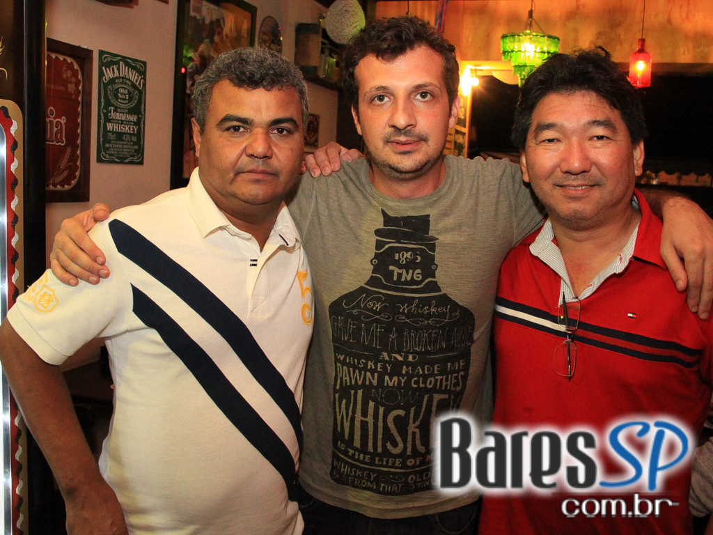 Bar Amigos do Zé comemorou 1 ano com sorteio de brindes neste sábado Bar Amigos do Zé comemorou 1 ano com sorteio de brindes neste sábado