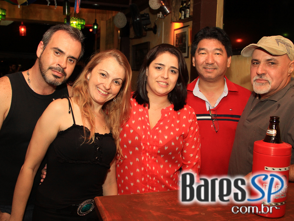 Bar Amigos do Zé comemorou 1 ano com sorteio de brindes neste sábado Bar Amigos do Zé comemorou 1 ano com sorteio de brindes neste sábado