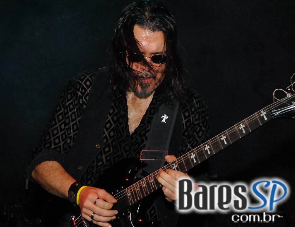 BlackMore Rock Bar recebeu Banda 13 Black Sabbath que animou o domingo BlackMore Rock Bar recebeu Banda 13 Black Sabbath que animou o domingo