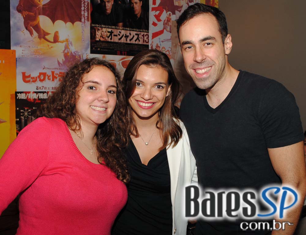 Restaurante Sushibol recebeu a festa Full Moon para celebrar a noite de quarta-feira Restaurante Sushibol recebeu a festa Full Moon para celebrar a noite de quarta-feira