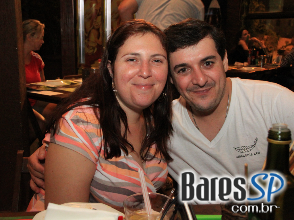 Quintal do Espeto da Lapa ofereceu MPB que animou o público Quintal do Espeto da Lapa ofereceu MPB que animou o público