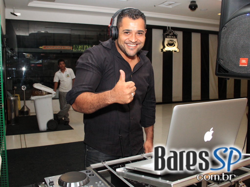 Páscoa do Devassa West Plaza com bombons de cerveja negra e muito drinks nesta quinta-feira Páscoa do Devassa West Plaza com bombons de cerveja negra e muito drinks nesta quinta-feira