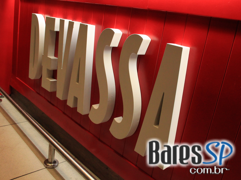 Páscoa do Devassa West Plaza com bombons de cerveja negra e muito drinks nesta quinta-feira Páscoa do Devassa West Plaza com bombons de cerveja negra e muito drinks nesta quinta-feira