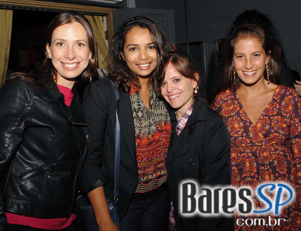 Casa 92 comemorou 4 anos com festa animada e DJs convidados Casa 92 comemorou 4 anos com festa animada e DJs convidados