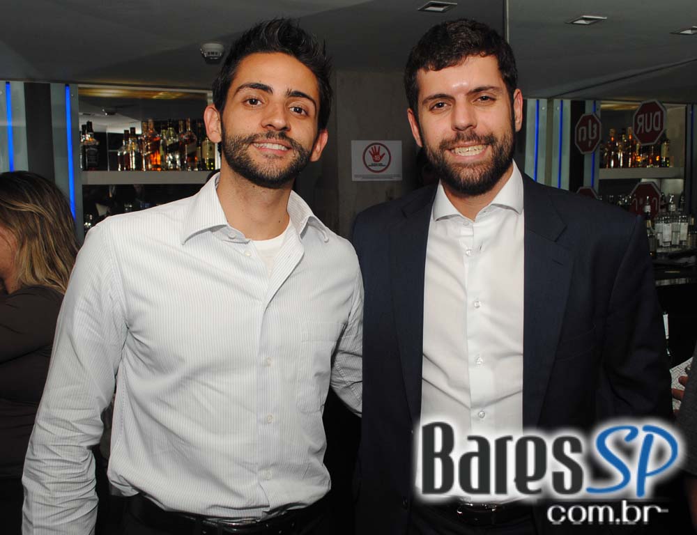 Projeto Friends Play Party com muita música na sexta-feira no Public Bar e After Bar Projeto Friends Play Party com muita música na sexta-feira no Public Bar e After Bar