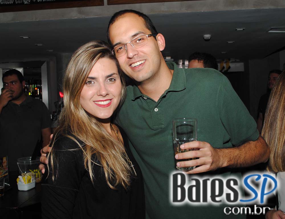 Projeto Friends Play Party com muita música na sexta-feira no Public Bar e After Bar Projeto Friends Play Party com muita música na sexta-feira no Public Bar e After Bar