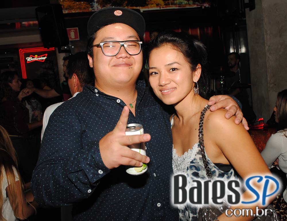 Projeto Friends Play Party com muita música na sexta-feira no Public Bar e After Bar Projeto Friends Play Party com muita música na sexta-feira no Public Bar e After Bar