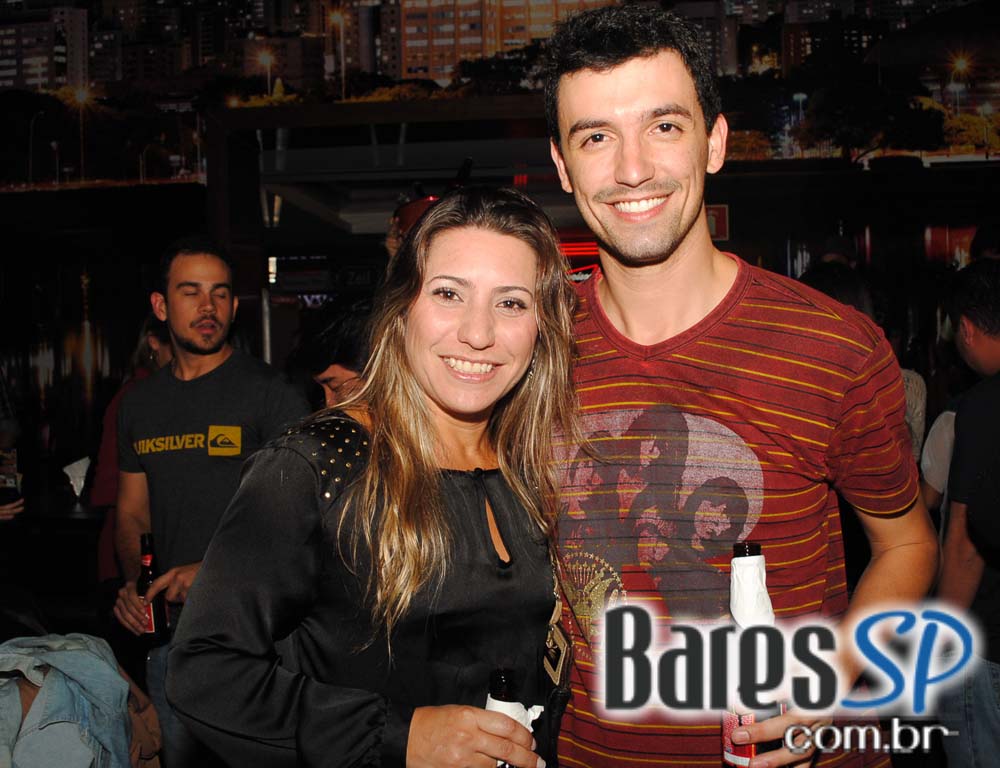 Projeto Friends Play Party com muita música na sexta-feira no Public Bar e After Bar Projeto Friends Play Party com muita música na sexta-feira no Public Bar e After Bar