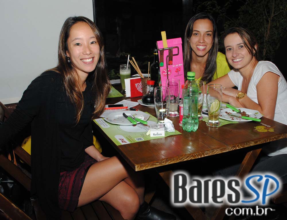 Quintal do Espeto Lapa recebeu o projeto Samba de Raíz Quintal do Espeto Lapa recebeu o projeto Samba de Raíz