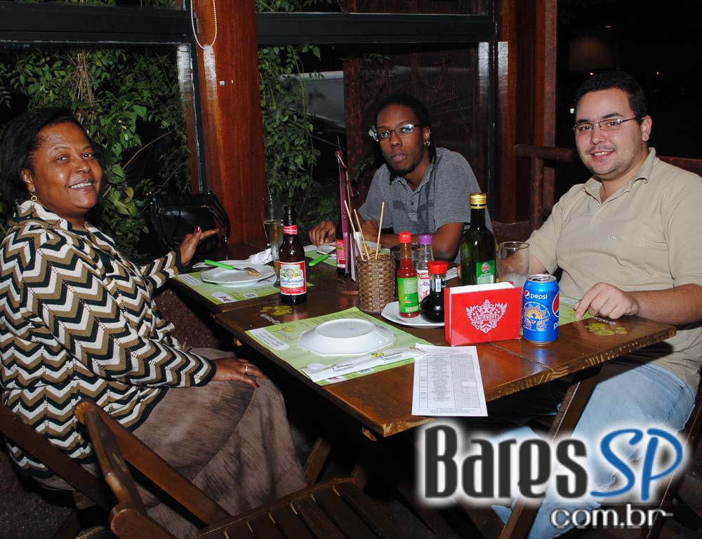 Quintal do Espeto Lapa recebeu o projeto Samba de Raíz Quintal do Espeto Lapa recebeu o projeto Samba de Raíz