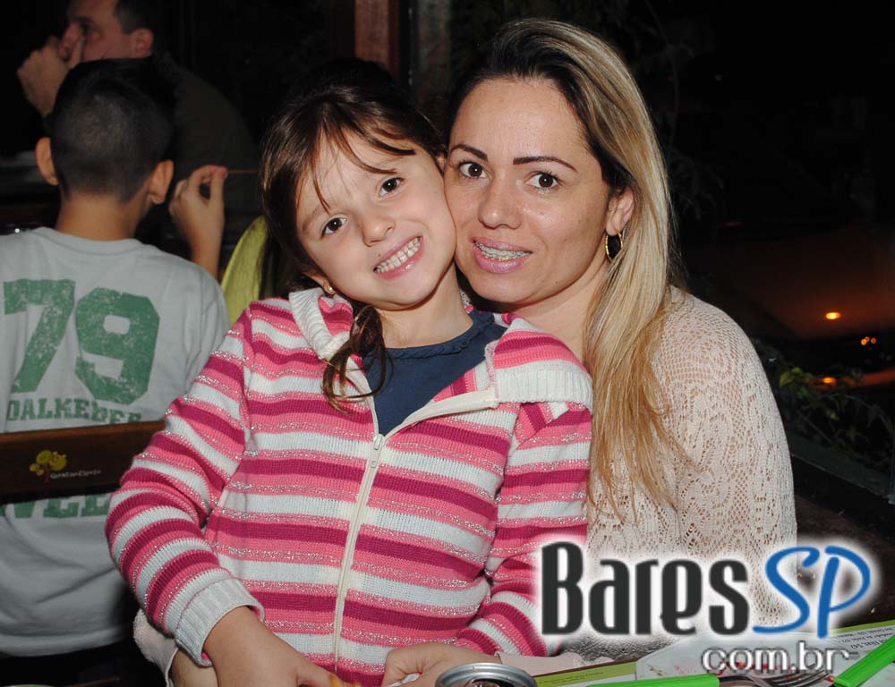 Quintal do Espeto Lapa recebeu o projeto Samba de Raíz Quintal do Espeto Lapa recebeu o projeto Samba de Raíz