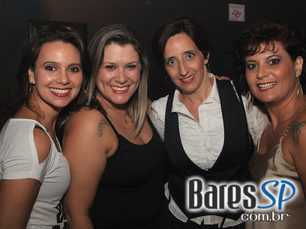 Autobahn celebrou aniversário de 21 anos no estilo anos 80 Autobahn celebrou aniversário de 21 anos no estilo anos 80